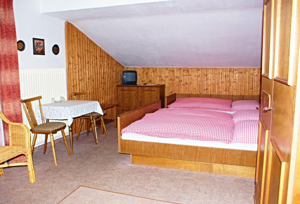 Pension Alpentraum Zell am See Bilik gambar